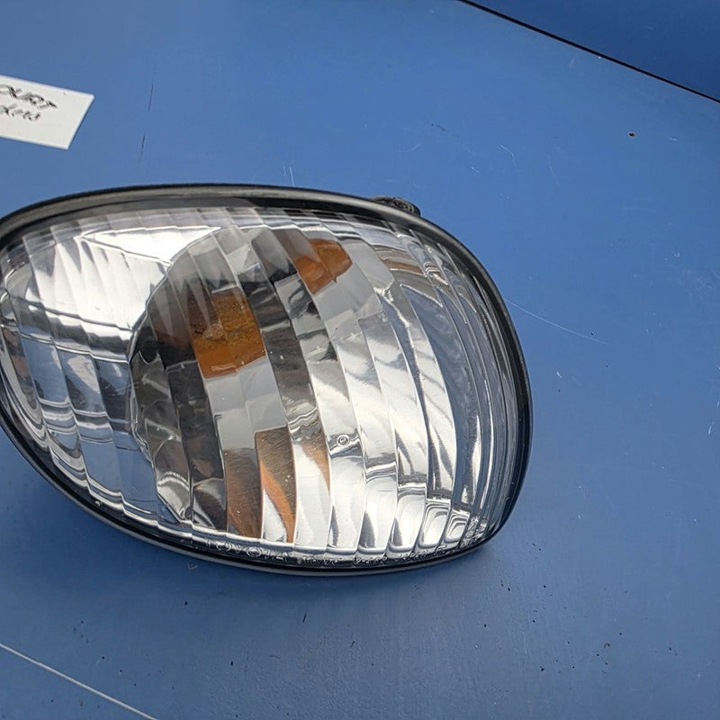Front Corner Lamp Indicator Right Hand Suit Toyota Corolla AE112 10/19