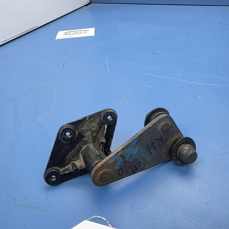 Ford Falcon XC Right Hand Wiper Pivot Preslite