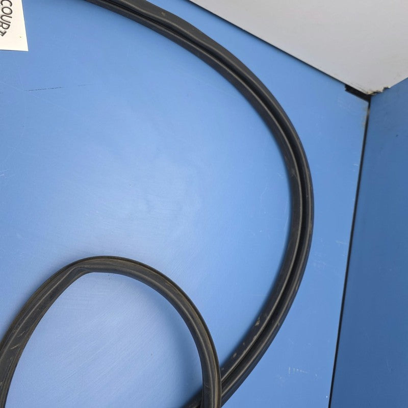 Front Right Door Seal Toyota Corolla AE112 10/1998-11/2001