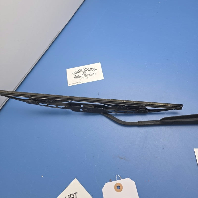 Left Hand Front Wiper Arm Suit Toyota Starlet EP91 03/1996-09/1999