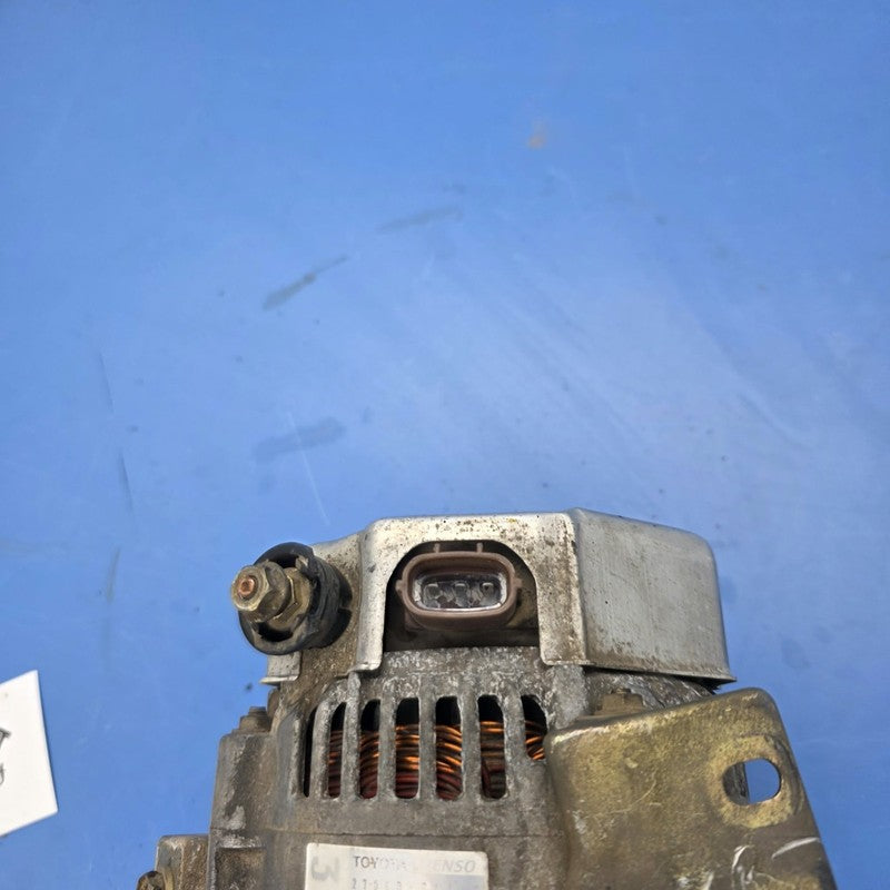 Alternator Used Genuine Fits 1AZ FE Toyota Rav 4 05/2000-05/2003 ACA20