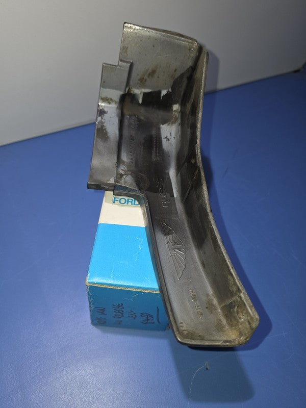 GENUINE FORD EF XR6 XR8 TICKFORD LOWER BODYKIT REAR SKIRT END -LEFT SI