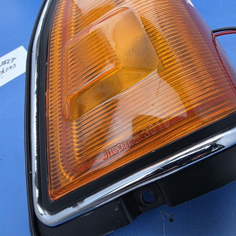 Datsun Bluebird 910 RH front indicator assembly Corner Lamp Aftermarke