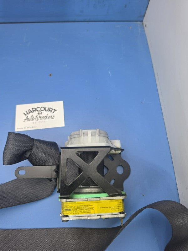 Toyota Yaris 2005-2011 5 Door Hatch Left Front Seat Belt Black