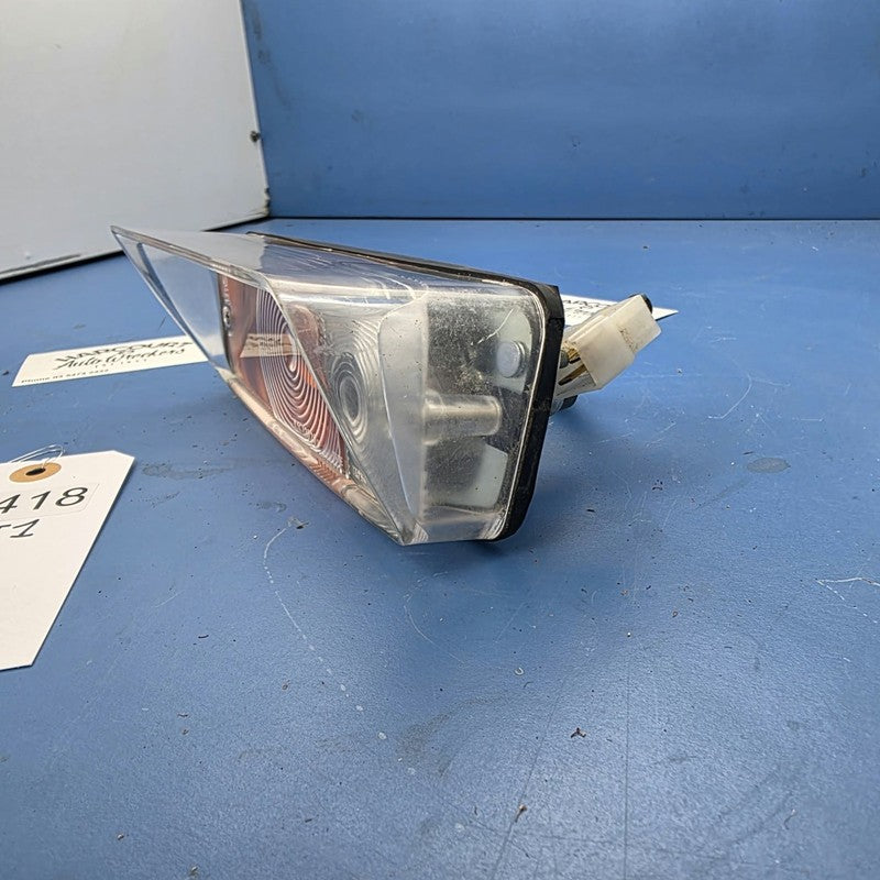 Front Indicator Corner Lamp Bar Lamp Park Light RH Suit Datsun 180B