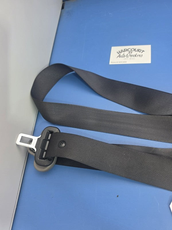 Toyota Yaris 2005-2011 5 Door Hatch Left Front Seat Belt Black