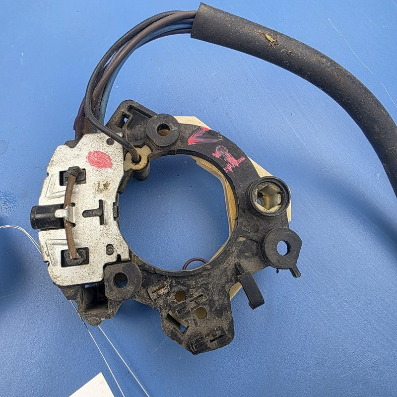 HOLDEN VH VK SLE HDT COMMODORE GENUINE INDICATOR SWITCH Indicator Canc
