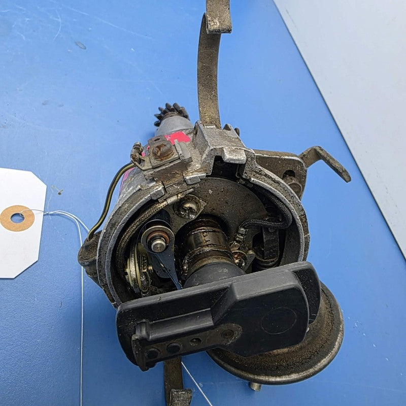 Subaru Leone, Brumby Brat EA81 EA82 Distributor Points Type, genuine