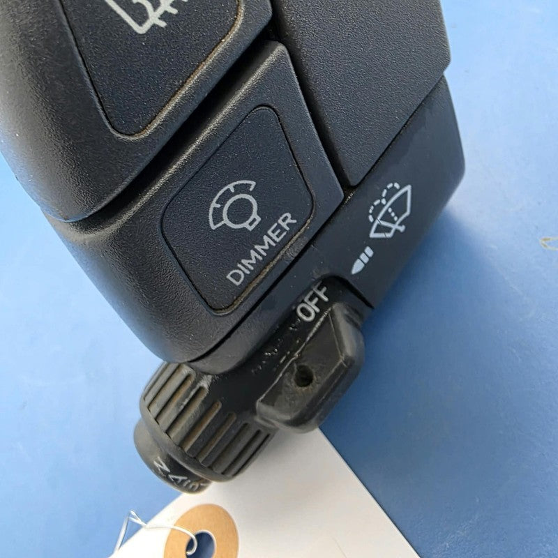 HOLDEN VN COMMODORE EXECUTIVE / S PACK SS BERLINA WIPER SWITCH