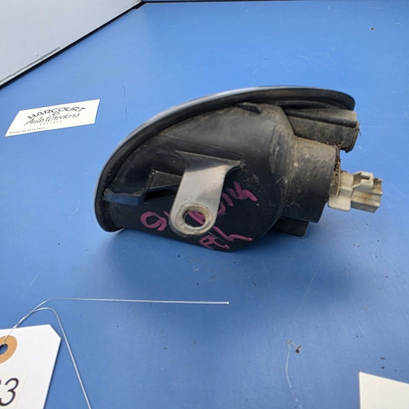 Front Corner Lamp Indicator Right Hand Suit Toyota Corolla AE112 10/19