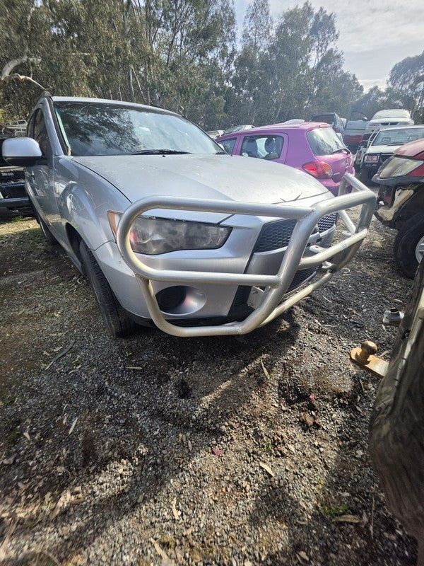 ALLOY BULL BAR FOR MITSUBISHI OUTLANDER ZH 08/2009 ~ 10/2012