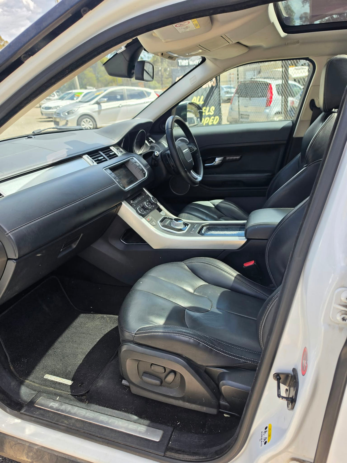 Range Rover evoque, photo 1 of 13