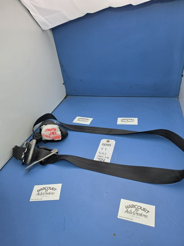 Toyota Yaris 2005-2011 Hatch 5 Door Center Rear Seat Belt Black