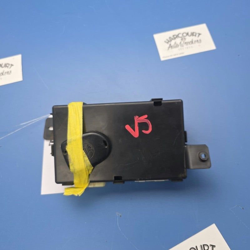 Bcm Body Control Module Suit VS Holden Commodore 150 Code Low Spec Wit