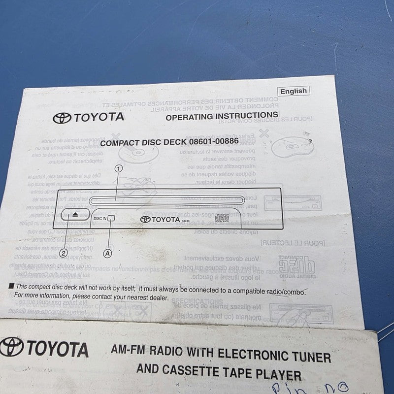 Toyota Corolla Factory Radio Head unit Tape Player CD AE112 10/1998-11