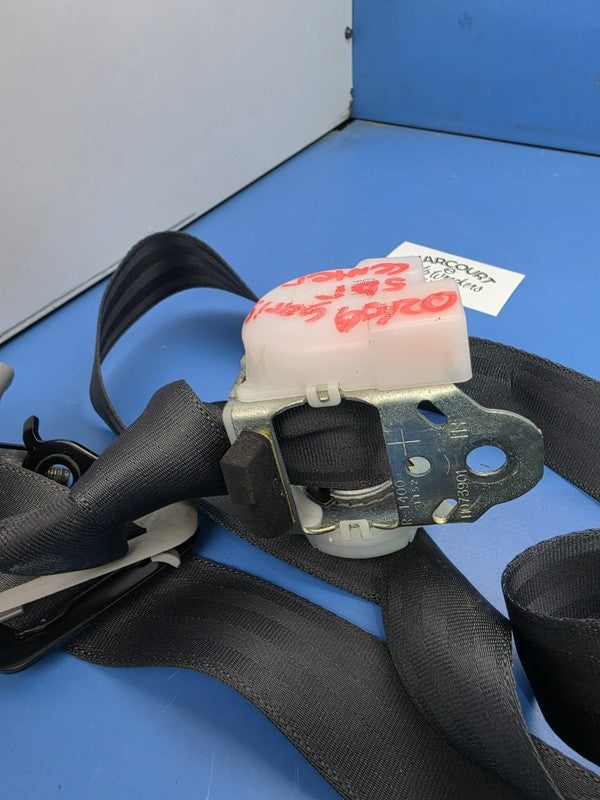 Toyota Yaris 2005-2011 Hatch 5 Door Center Rear Seat Belt Black
