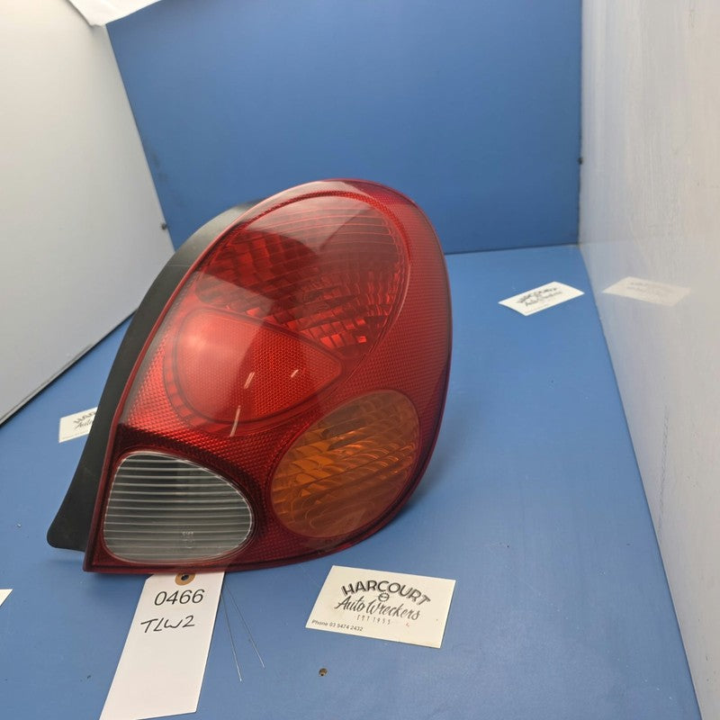 Right Hand Rear Tail Lamp Suit Toyota Corolla AE112 10/1998-11/2001 Ge