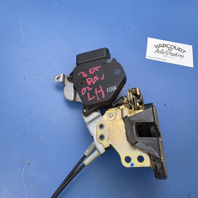 Left Front Door Mech Latch Catch Fits 3 Door Toyota Rav 4 05/2000-10/2
