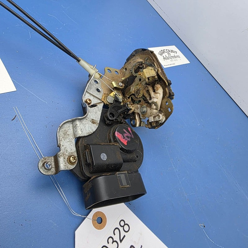 Left Front Door Mech Latch Catch Fits 3 Door Toyota Rav 4 05/2000-10/2