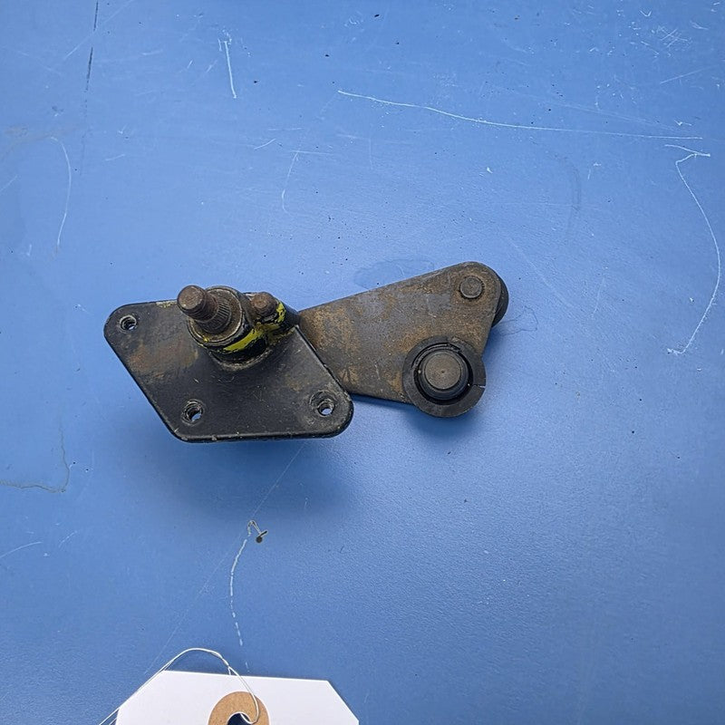 Ford Falcon XC Right Hand Wiper Pivot Preslite