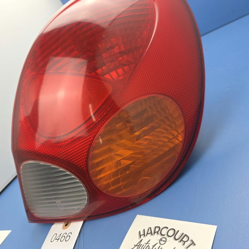 Right Hand Rear Tail Lamp Suit Toyota Corolla AE112 10/1998-11/2001 Ge