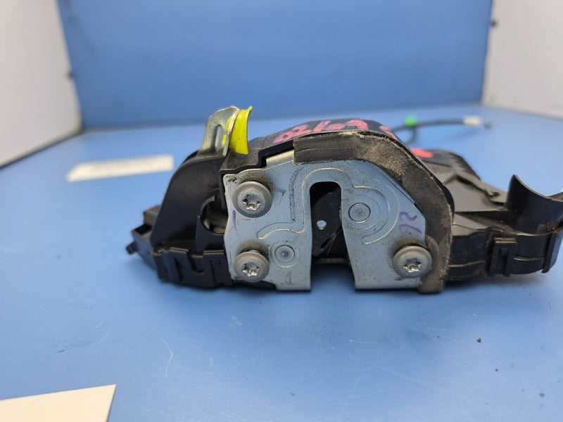 Toyota Yaris 2005-2011 5 DR Hatch Left Front Door Lock Mechanism Latch