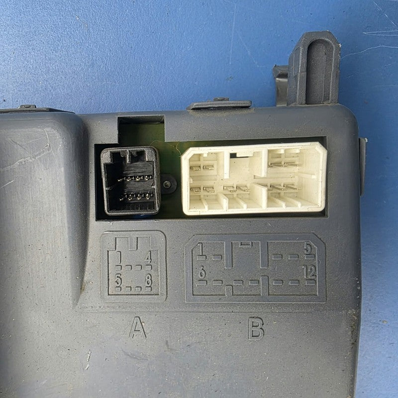 Bcm Body Control Module Suit VX Holden Commodore 212 Code Mid Spec Wit
