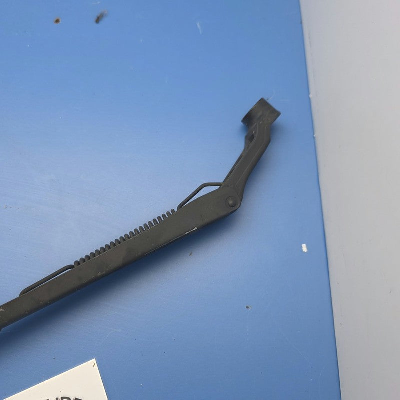 Left Hand Front Wiper Arm Suit Toyota Starlet EP91 03/1996-09/1999
