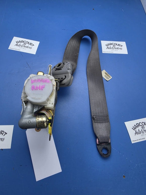 2003-2007 TOYOTA 20 SERIES KLUGER RHF SEAT BELT