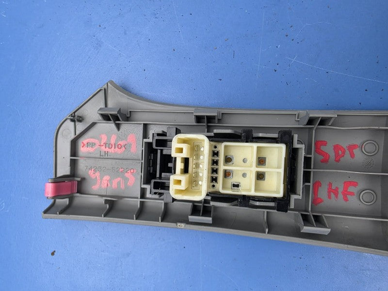 Toyota Yaris 2005-2011 5 DR Hatch Passenger Front Window Switch Contro