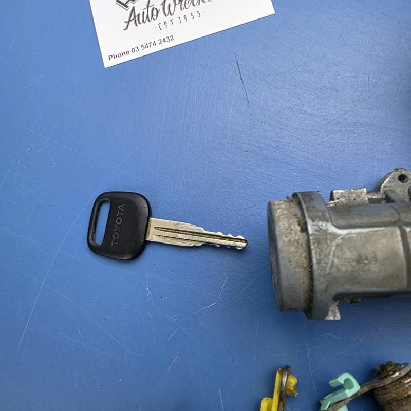 Ignition Barrel And Lock Set Suit Toyota Starlet EP91 03/1996-09/1999