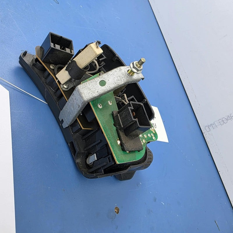 HOLDEN VN COMMODORE EXECUTIVE / S PACK SS BERLINA WIPER SWITCH