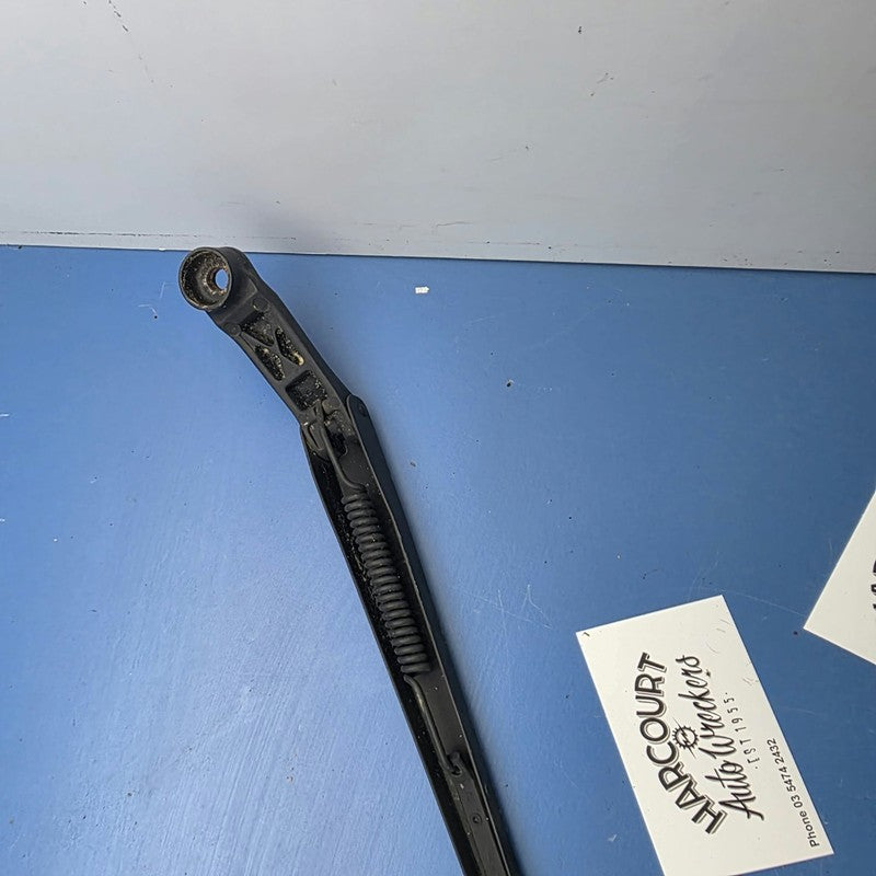 Left Hand Front Wiper Arm Suit Toyota Starlet EP91 03/1996-09/1999