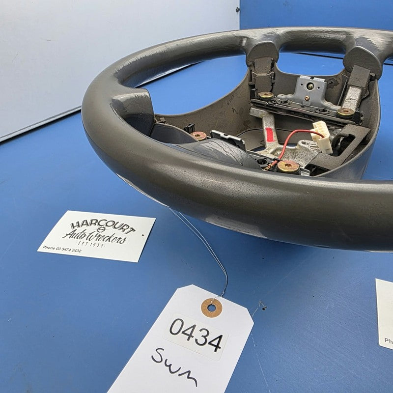 Toyota Corolla Steering Wheel AE112 10/1998-11/2001 Standard Roadworth