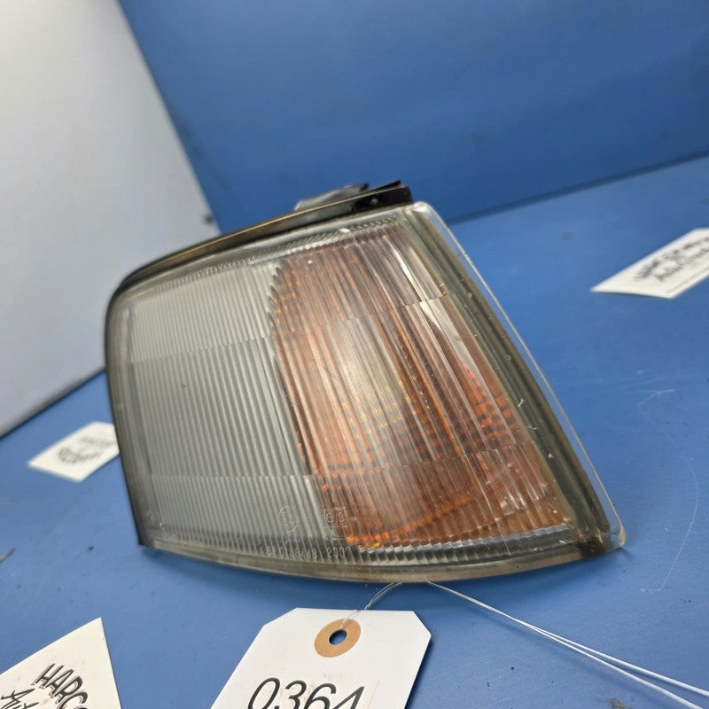 Right Front Corner Lamp Indicator Suit Second Gen Subaru Liberty 1994-