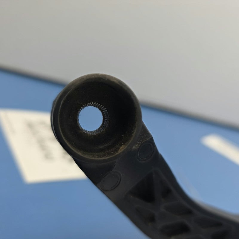 Front Driver Side Wiper Arm Suit Toyota Corolla AE112 10/1998-11/2001