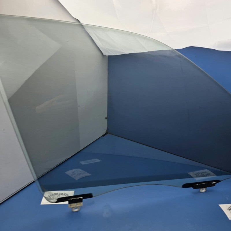 Right Hand Front Door Glass Suit Toyota Corolla AE112 10/1998-11/2001 