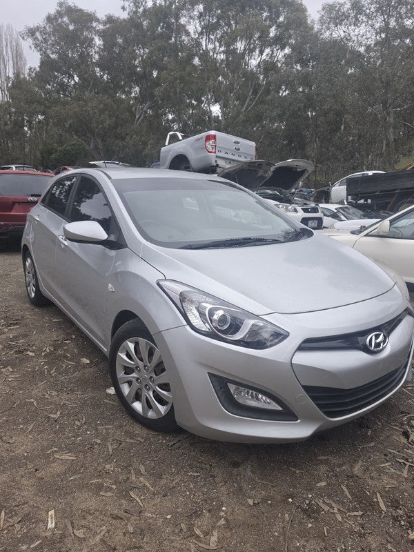 Hyundai i30 RH Right Mud Guard Fender  GD 2012 2013 2014 2015 2016 201