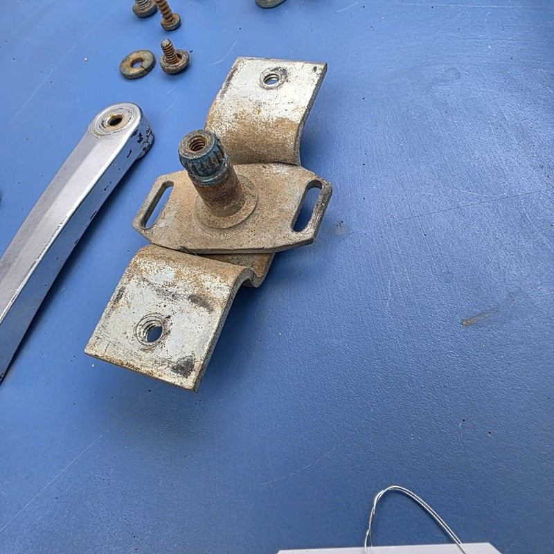 Holden HQ HJ HX HZ WB Ute Tailgate Rod, Handle Lock Latch Kit Genuine