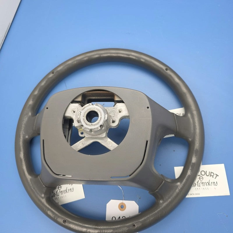 Toyota Corolla Steering Wheel AE112 10/1998-11/2001 Standard Roadworth