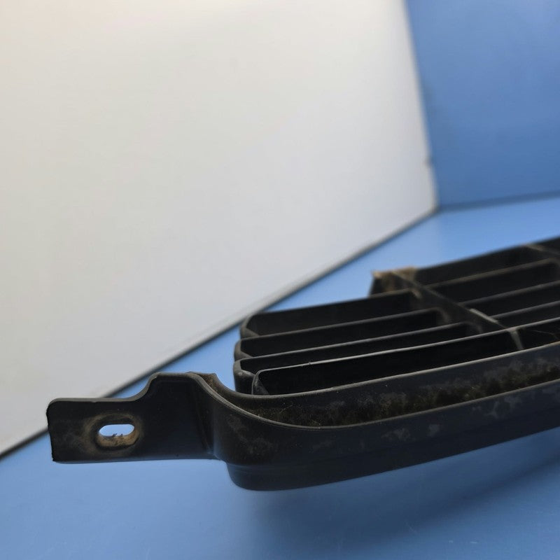 Front Upper Center Grill Suit Toyota Corolla AE112 10/1998-11/2001
