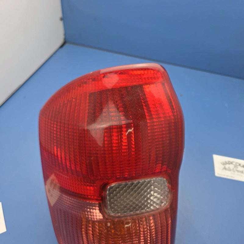 Tail Lamp Left Hand Fits Toyota Rav 4 05/2000-10/2005 ACA20