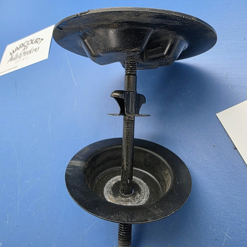 Spare Wheel Retainer/ Hold Down Bolt Suit Toyota Starlet EP91 03/1996-