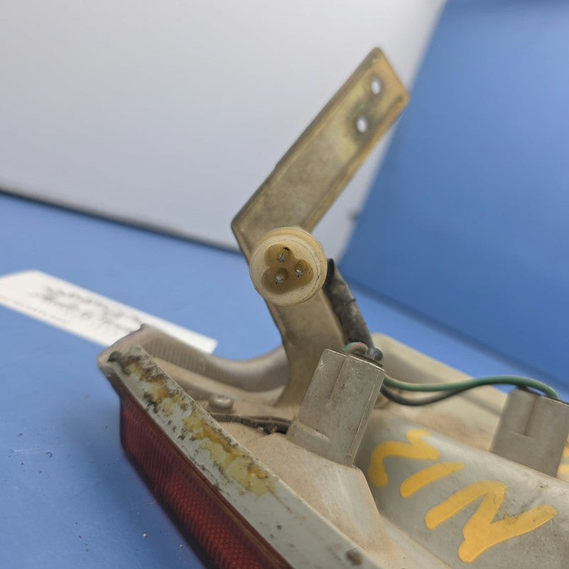 Indicator Corner Light Left Hand Side For Nissan Pulsar N12 1984-1987 
