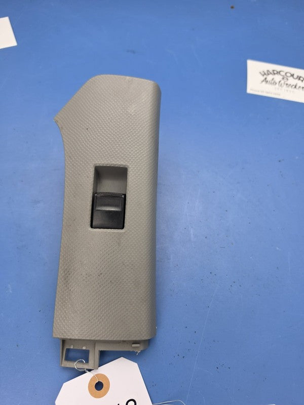 Toyota Yaris 2005-2011 5 DR Hatch Passenger Front Window Switch Contro
