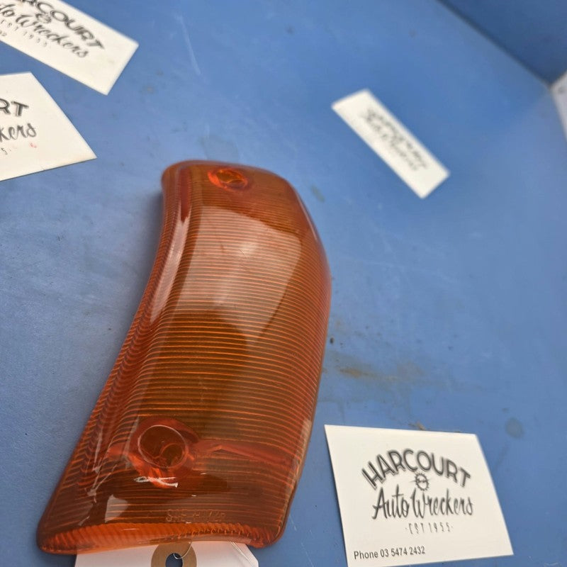Datsun 180B Bluebird 610B RH Front Corner Indicator Light Genuine Stan