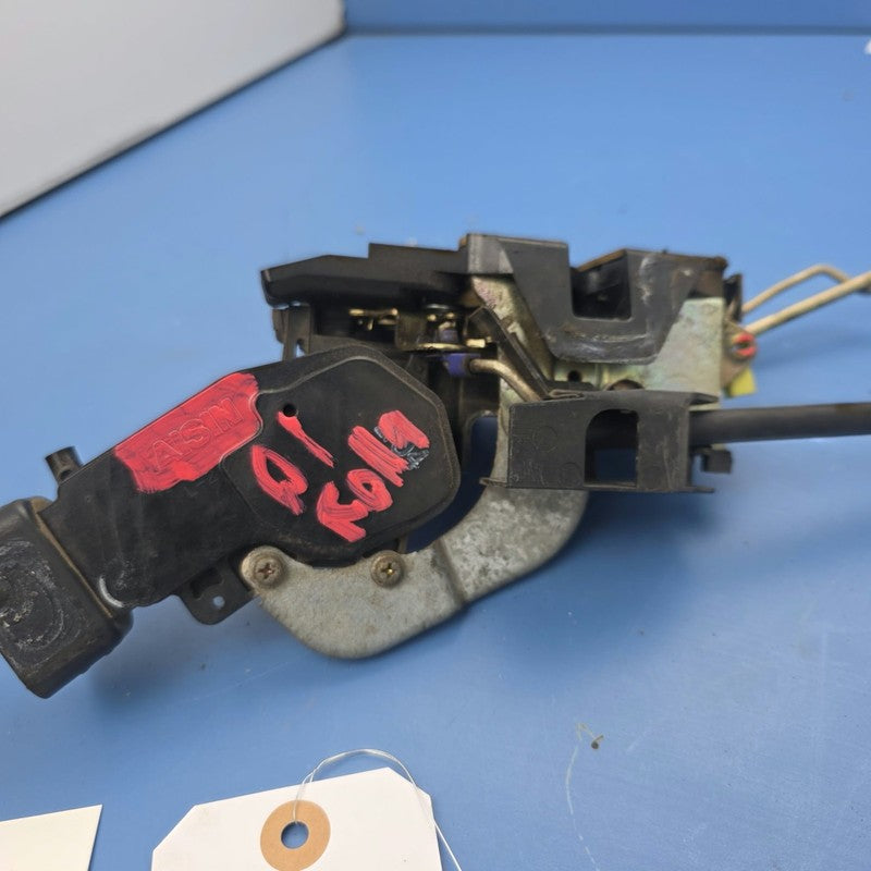 Front Left Door Lock  Latch Mechanism Toyota Corolla AE112 10/1998-11/