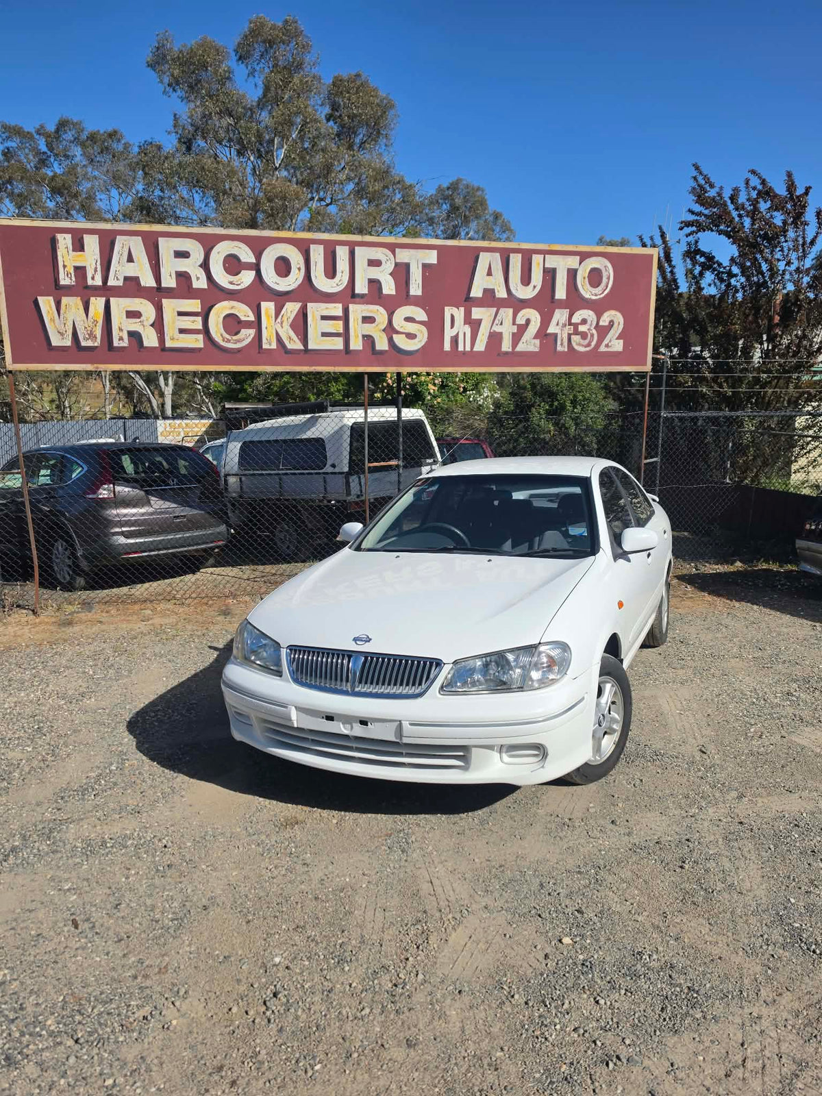 2002 Nissan Pulsar, photo 6 of 10