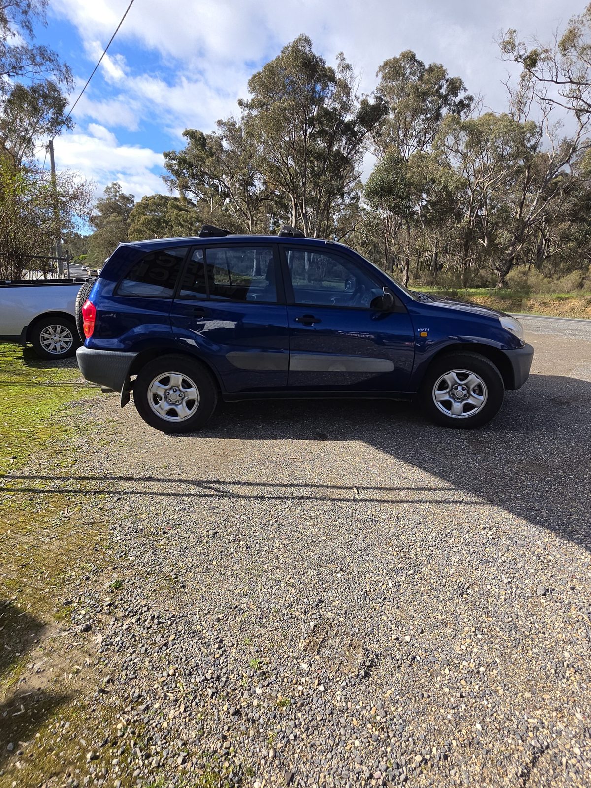 2002 RAV 4 5 DOOR, photo 4 of 6