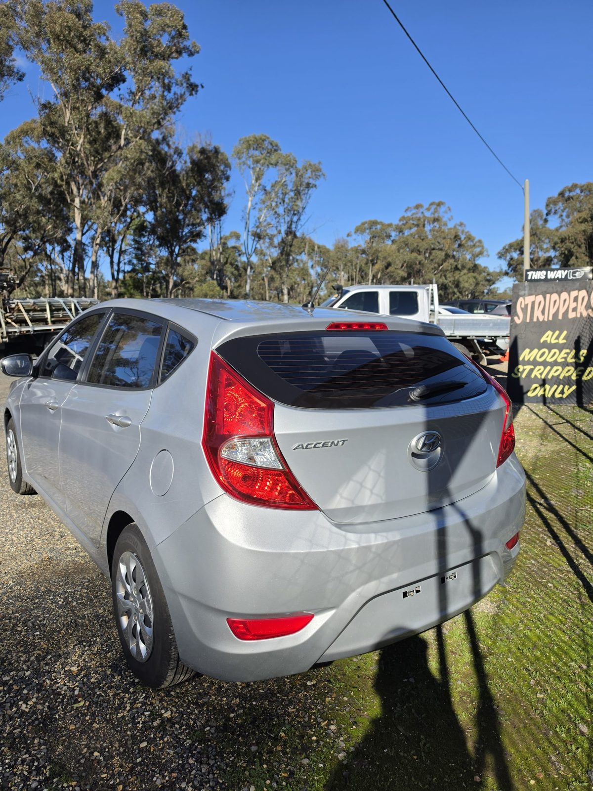 Hyundai Accent auto 2016, photo 4 of 10